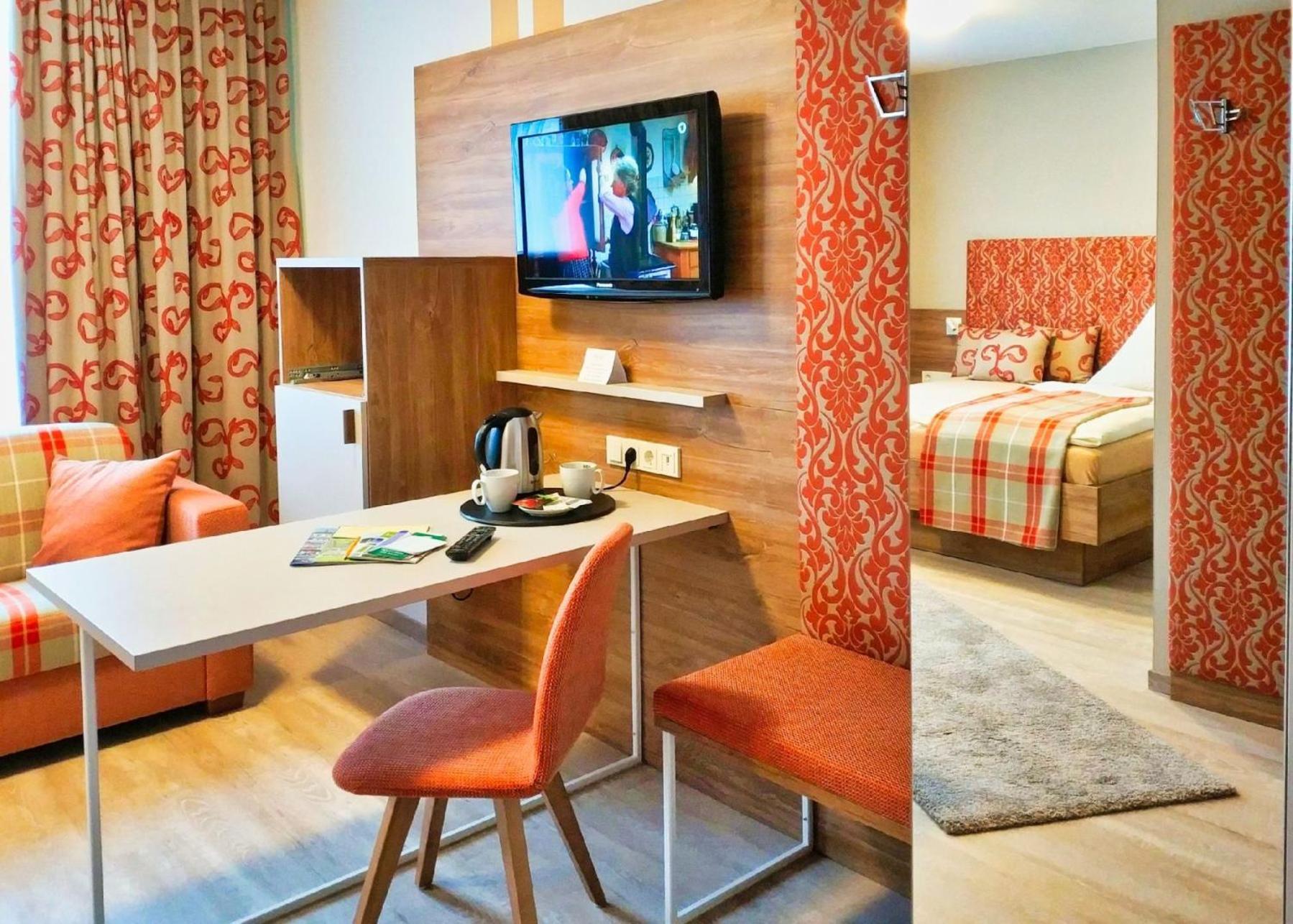 Hotel Maurer Saarwellingen Екстериор снимка