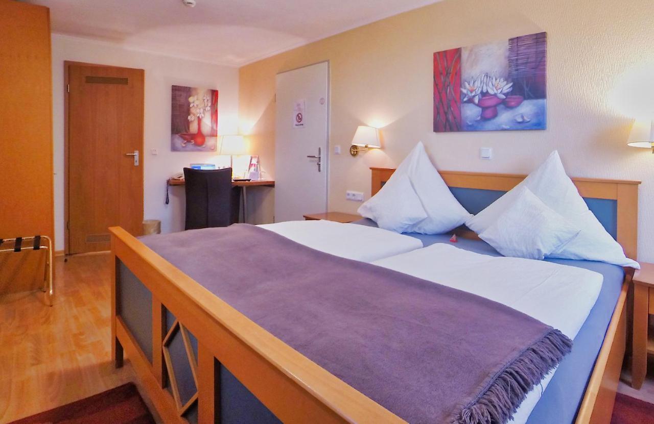 Hotel Maurer Saarwellingen Екстериор снимка