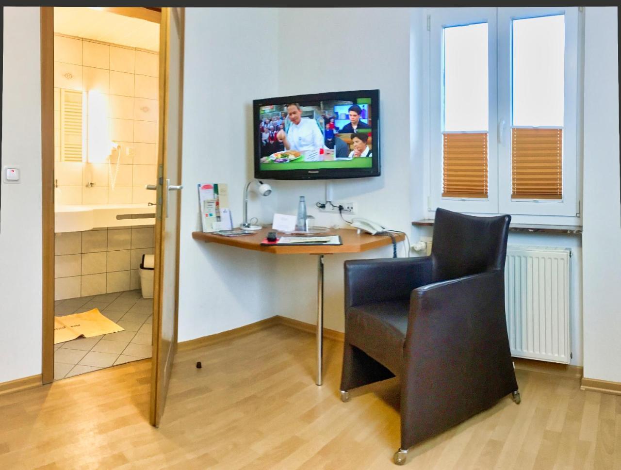 Hotel Maurer Saarwellingen Екстериор снимка